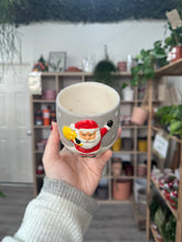 Load image into Gallery viewer, Santa Pot
